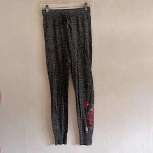 GAP Body Black White Marled Floral Intarsia SweaterJoggers Size XS